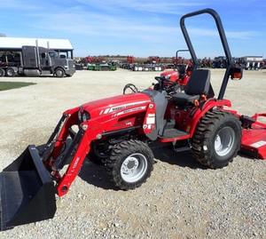 Tractor Cortacésped Massey Ferguson GC1725MB con Minicargador, Motor Robin de 25HP, Componentes Principales 1835E 2860M 2860E 2850M - Product Image 1