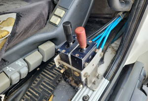 รถแทรคเตอร์6X4 P340พรีเมี่ยมคุณภาพสูงผลิตตามแบบ OEM/ODM รับประกัน3ปีส่งออกจากฝรั่งเศส - Product Image 4