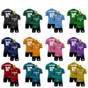 Maillot de football pour hommes avec nom d'équipe et logo pour hommes, femmes, jeunes, enfants-Service OEM Coupe automatisée pour uniformes d'équipe personnalisés - Product Image 2