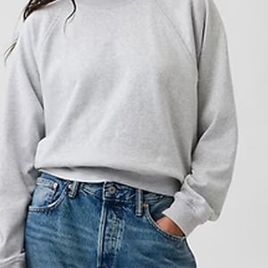 Sweat-shirt court pour femme, couleur unie, en polaire, avec épaules tombantes, manches longues, prix avantageux, avec logo personnalisé - Product Image 4