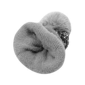 Gorro de bajo precio con textura peluda para un uso acogedor Gorro Premium con capas gruesas de piel sintética - Product Image 3