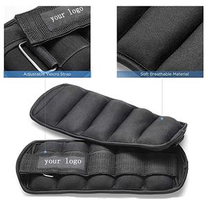 สายรัดข้อเท้าและข้อมือยางปรับระดับได้สำหรับยกน้ำหนักของผู้หญิง Geo Brother Co พร้อมถุงทรายถอดได้ หัวเข็มขัดโลโก้แบบกำหนดเอง - Product Image 2