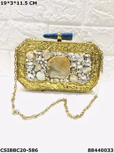 AALIYAN IMPEX Exportateur et Fabricant de pochette de luxe Mop Hand Work meilleur sac à main de soirée vintage au meilleur prix - Product Image 5