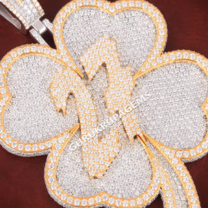 Colgante de trébol helado de Hip Hop de lujo 925 Diamante de plata esterlina personalizado VVS colgante cultivado en laboratorio joyería fina - Product Image 3