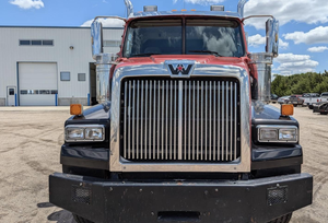 El mejor!! Cabeza tractora diésel comercial 6x4, camión semirremolque de servicio pesado para servicios profesionales de transporte de mercancías por carretera - Product Image 1