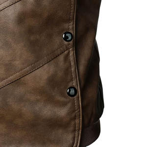 Vestes de bombardier en peau de vache pour hommes à la mode de High Street enduites pour l'hiver Logo personnalisé Position avant col montant quantité minimale de commande bas - Product Image 2