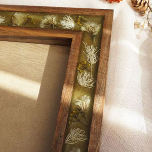 Cadre photo de luxe en résine et bois, couleur et design personnalisables, décoration et cadeaux faits à la main - Product Image 1