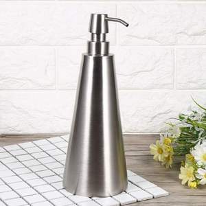 Distributeur de savon en métal de luxe pour la décoration des salles de bain d'hôtels et de stations balnéaires, créant un look haut de gamme et une finition professionnelle - Product Image 5