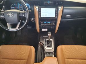 Gran Oferta: Toyota Fortuner 2023 Limpio y Listo para Enviar - Product Image 2