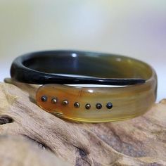 Puños, brazaletes y pulseras de cuerno de búfalo natural BAFFALO hechos de cuerno de búfalo real, disponibles en una variedad de tamaños - Product Image 2