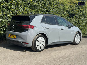 VOLKSWAGEN ID.3 E TECH d'occasion LHD/RHD 2021 - Product Image 2