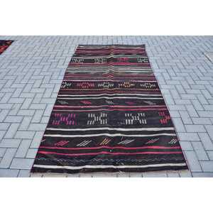 Tapis turc vintage, tapis de sol de 4,3 x 8,2 pieds, tapis persan Kilim noir - Product Image 1