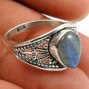 Pierre précieuse de labradorite de feu bleu naturel Bague de luxe en argent sterling 925 faite à la main Bijoux Boho Fournisseurs de gros Prix d'usine - Product Image 4