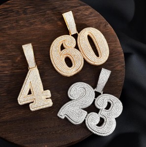 Hiphop Moissanite Pendentif En Argent Sterling 925 Plaqué Or 18K VVS Moissanite Numéro Lettre Nom Personnalisé Glacé Pendentif - Product Image 1