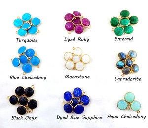 Labradorite pierre précieuse taille 10mm sculpture de fleur forme ronde Vermeil or argent Sterling 925 lunette ensemble charme pendentif en argent - Product Image 4