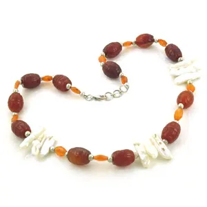 Collier de perles en cornaline rouge, entretoises orange, perles irrégulières blanches, fermoir argenté, style bohème, usage quotidien, unisexe - Product Image 2