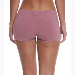 High Quality Nylon Spandex Blend High Rise Yoga Shorts Breathable Feel No Front Seam Yoga Wear Shorts-Wholesale - Product Image 2