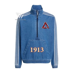 Delta grec personnalisé | Sigma | Vêtements de sororité Theta Jeans rayés à fermeture éclair brodés veste en jean attirail grec - Product Image 1