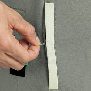 Combinaison de course respirante et ajustée, avec une sensation légère et un confort fiable - Product Image 6