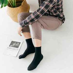 Chaussettes en coton pour homme et femme, couleur pure, respirantes, blanches, noires, décontractées, athlétiques - Product Image 4