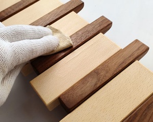 Offre Spéciale porte-manteau mural en bois moderne style ferme vintage personnalisé pour le stockage - Product Image 6