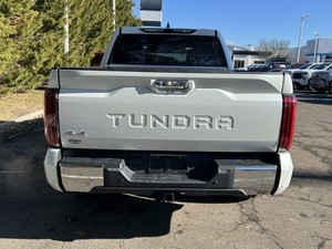 เบาะหนัง4WD แบบแมนนวล/เกียร์อัตโนมัติ Toyota Tundra 2024ไฮบริด1794รุ่น HV crewmax Cab