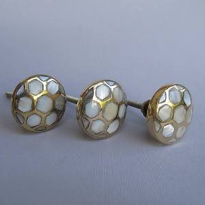 Perilla de cajón de latón autoadhesiva de la mejor calidad, perilla de mopa con incrustaciones de hueso nueva para Cocina Casera personalizable hecha a mano con diseño de calidad - Product Image 4