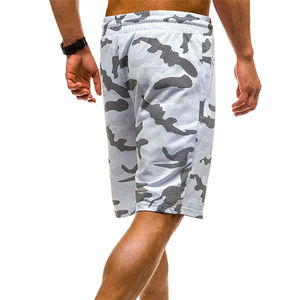 2025 nuevos pantalones cortos casuales de moda para hombres con logotipo estampado por sublimación personalizado ropa de calle transpirable patrón sólido ecológico - Product Image 4