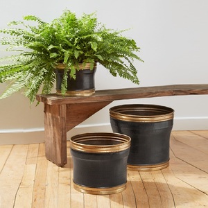 ที่ปลูกต้นไม้โลหะทรงกลมทำด้วยมือพร้อมขาตั้งสีดำเทาที่สมบูรณ์แบบสำหรับงานแต่งงานในบ้านและการตกแต่งที่หรูหรา - Product Image 6