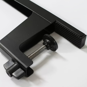 Ensemble de filet de <span class=keywords><strong>ping</strong></span>-<span class=keywords><strong>pong</strong></span> avec deux supports métalliques, filet de tennis de table en PE, parfait pour l'entraînement, doté d'un cadre de filet réglable de haute qualité - Product Image 6