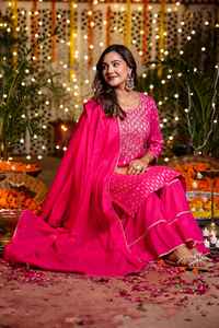 Traje Étnico Tradicional de Moda para Mujer, Conjunto de 3 Piezas de Diseñador, Fabricante Mayorista al Mejor Precio Más Bajo - Product Image 3