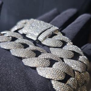 Collar de cadena cubana Iced Out de plata 925, estilo Hip Hop, de lujo, con eslabones llamativos, con diamantes de moissanita, para hombre y mujer - Product Image 4