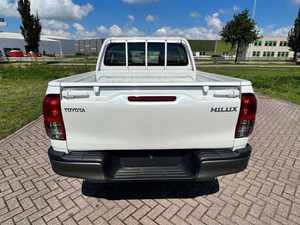 Pick-up d'occasion 2023, 5 places, sièges en cuir, régulateur de vitesse adaptatif, transmission automatique, toit ouvrant, 4.5L Euro IV, caméra de recul 360° - Product Image 5