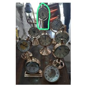 Nouvelle conception Horloge de table de Noël en métal poli sur le thème de l'amour par Lord LVE0080 - Product Image 1