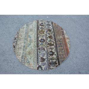 Alfombra de lana turca vintage de 4x4 pies, estilo de retales clásico beige y marrón con respaldo de látex para sala de estar o dormitorio de adolescentes - Product Image 1