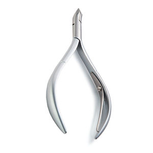 Cortador de cutículas de cuchillas afiladas duraderas de acero inoxidable alemán con mango de diseño redondo para uñas de dedos de los pies - Product Image 4