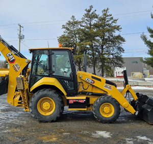 Tractopelle CAT 420F de qualité supérieure en stock pour une livraison rapide adaptée aux entrepreneurs à moteur hydraulique durable - Product Image 3