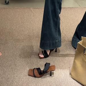 Nouvelles chaussures Mary Jane de style français printemps-été, ballerines rétro britanniques à semelle épaisse en cuir, chaussures à talons hauts élégantes et cool - Product Image 2