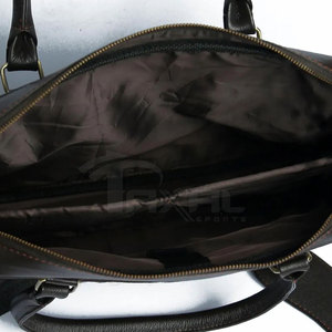 Sac pour ordinateur portable en cuir de vachette pour adultes fabriqué au Pakistan Sac pour ordinateur portable en cuir de vachette imprimé avec logo personnalisé - Product Image 6