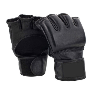 Gants de boxe MMA personnalisés à demi-doigts pour l'entraînement au Muay Thai, en cuir de vache véritable, respirants et absorbant l'humidité - Product Image 2