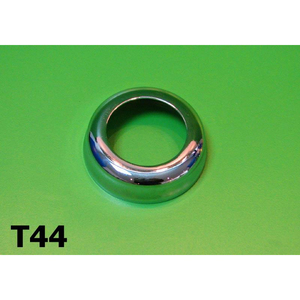 Cubierta cromada del rodamiento inferior de la dirección Lambretta D + E + F + LI + TV + Special + SX + GP/DL - Product Image 1
