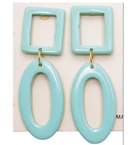 Pendientes de Aro de Resina Epoxi de Lujo para Mujer, Personalizados, Multicolores, con Estilo Clásico, Opción de Regalo de Moda al por Mayor - Product Image 1