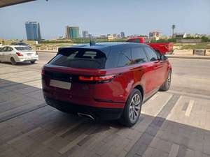 Range Rover d'occasion pas cher, 2022, conduite à gauche, transmission intégrale, intérieur cuir, jantes R20, climatisation, 5 places, toit ouvrant, en parfait état - Product Image 5