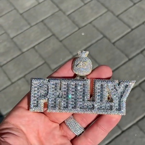 Pendentif Moissanite Argenté Effet Givré en Argent Sterling 925 de Haute Qualité Plaqué Rhodium/Or, Coupe Ronde Brillante, Style Hip Hop Unisexe Personnalisable - Product Image 3