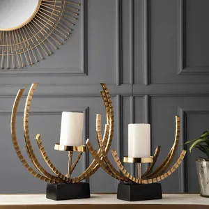 Porte-bougies géométriques en aluminium moulé à la main, fabriqués en Inde, de haute qualité, pour la décoration de la maison et des hôtels - Product Image 3