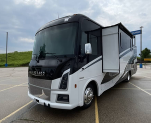 2020 2022 2023 2025 2024 Winnebago S-u-n-s-t-a-r 31B Rvs Camper Motorhomes Travel <b>Trailer</b> - Product Image 5