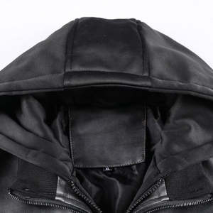 Veste à capuche en cuir motard noir personnalisable pour hommes coupe-vent avec tissu en toile et logo personnalisé - Product Image 6