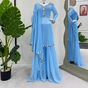 Nouvelle collection de créateurs en pur georgette avec des broderies lourdes, costume cousu - Product Image 1