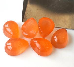 Venta al por mayor de gemas sueltas de cuarzo melocotón natural KHATUSHYAM GEMS, cabujón de pera de 4x6mm-20x30mm con parte trasera plana, efecto de juego de color/abrillantamiento para joyería - Product Image 5
