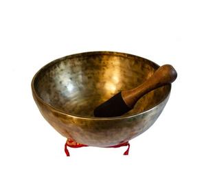 Bol chantant tibétain de haute qualité pour la méditation et la guérison des chakras Bols chantants en métal Bols chantants de guérison. - Product Image 1